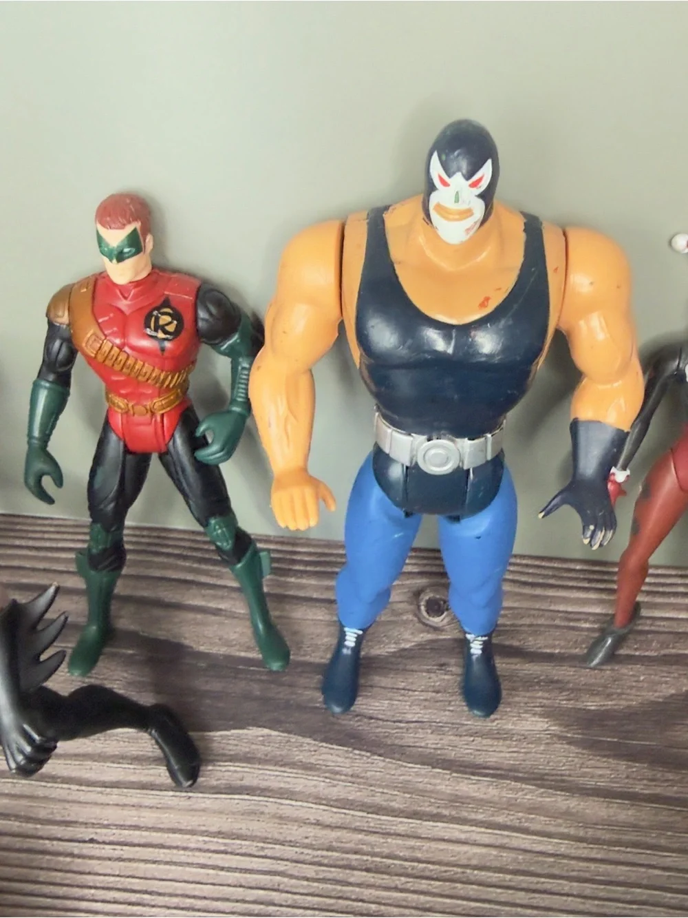 Batman & Villains Action Figure Lot w/ Bat Tank Cycle Bane Harley Quinn